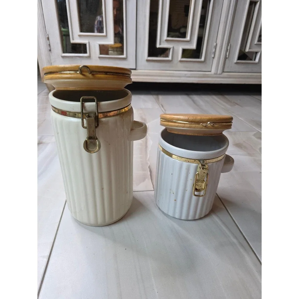 Vintage Ceramic Canister Set‎ Wood Lids Clamp Latch Farmhouse Kitchen Storage B2